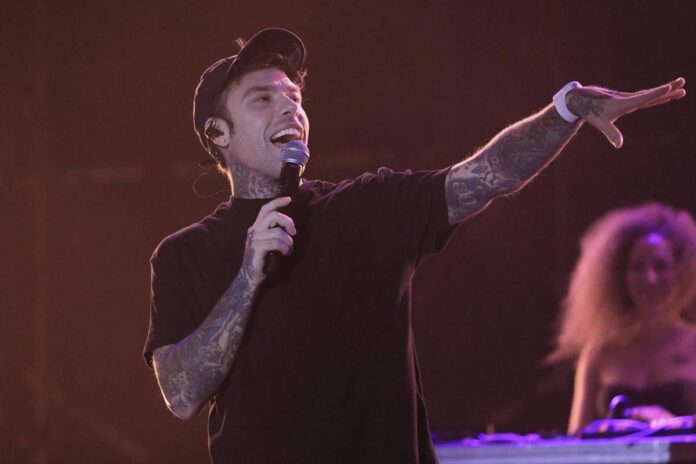 dalla-malattia-al-divorzio,-fedez-sul-suo-nuovo-libro:-“doveva-chiamarsi-‘vivisezione-di-uno-stronzo'”